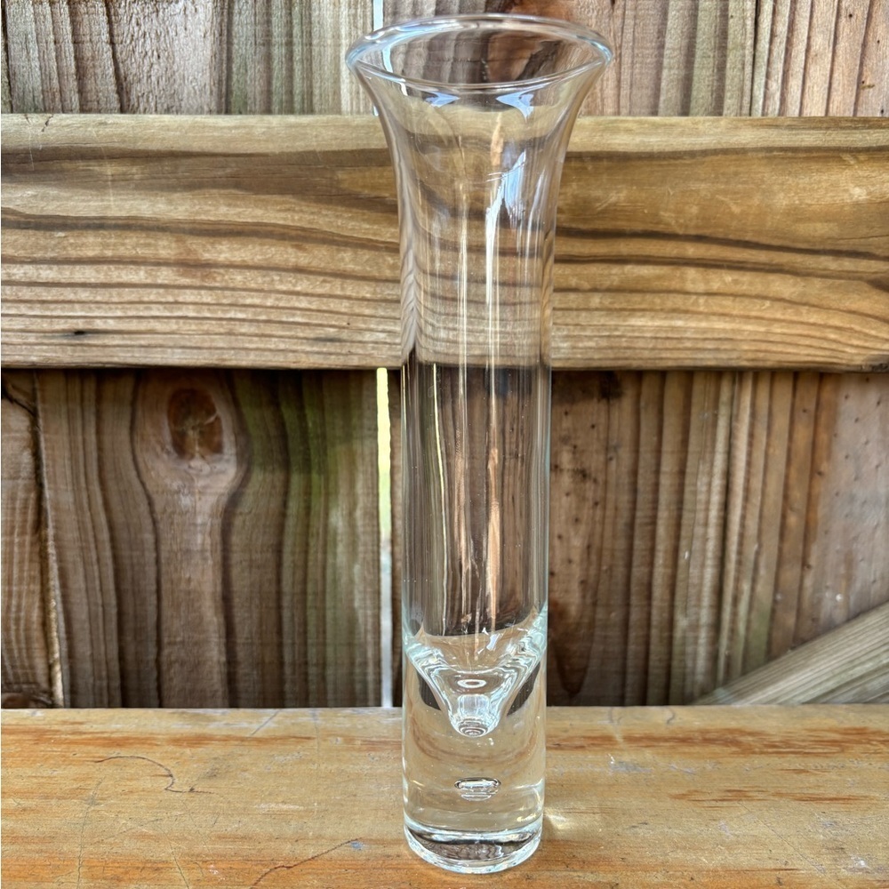 Crown Corning Horizon Clear Glass 8” Vase Single Bubble in Base